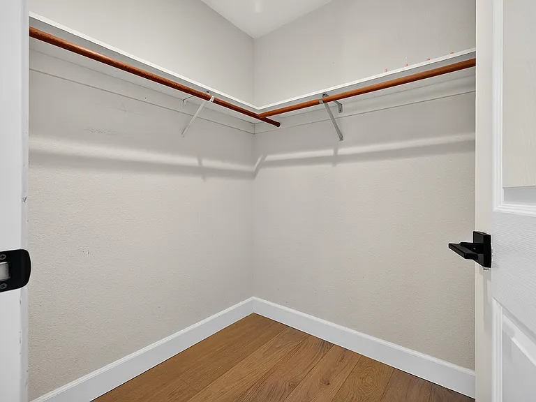 133 Madrid Way — Photo 17