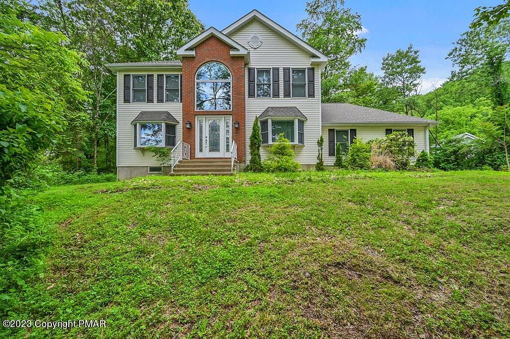 1004 Gap View Holw, Stroudsburg, PA 18360 Zillow