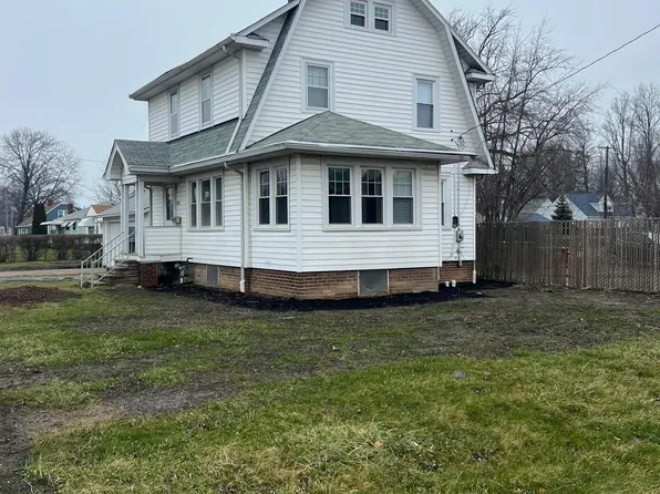 293 E 315th St, Willowick, OH 44095