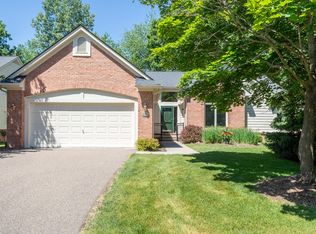 7072 Quail Run, West Bloomfield, MI