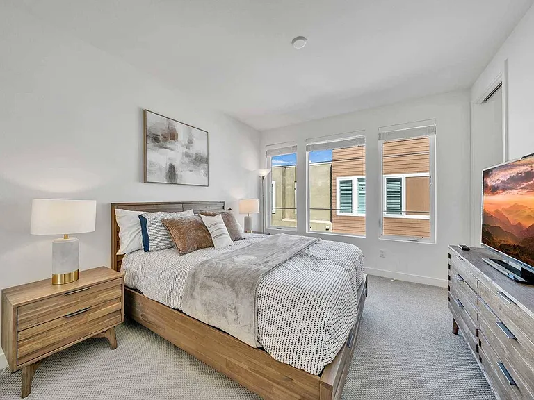 769 Doheny Way — Photo 18