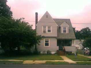 2280 Cove Rd, Pennsauken, NJ 08110