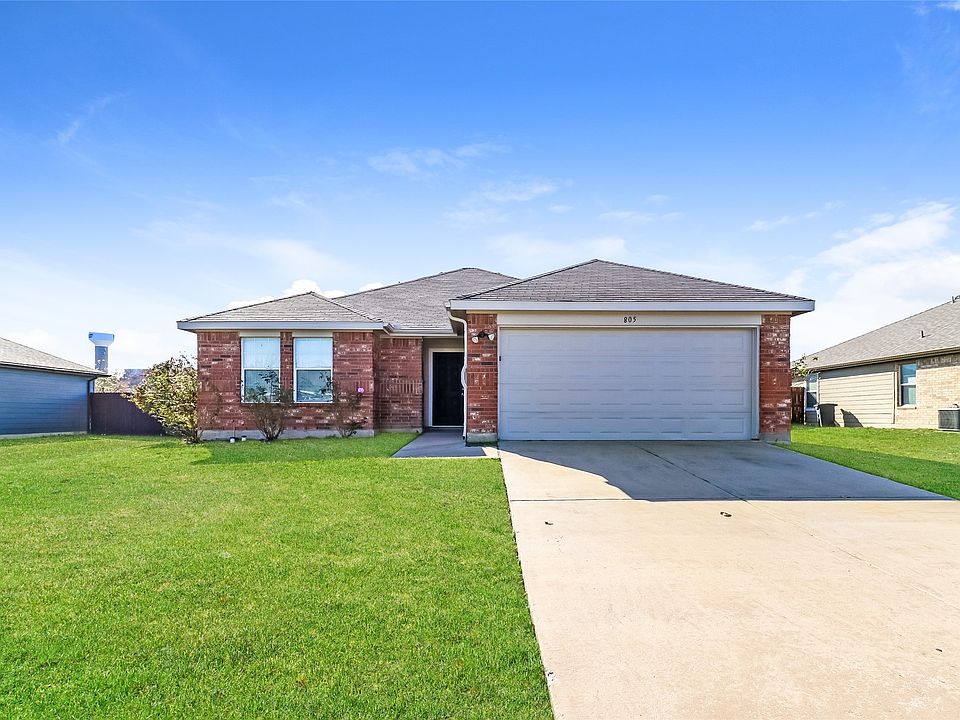 1st image of 805 Canyon Cove Dr
