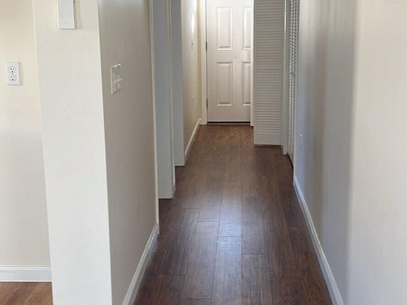 4th image of 820 Patterson Ave #1