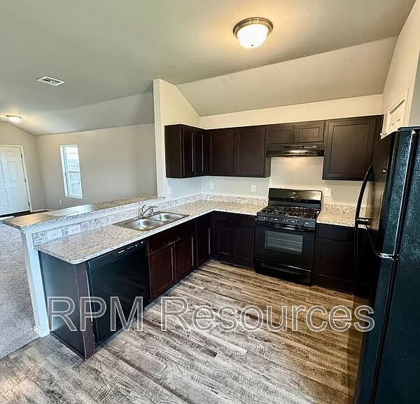 11816 Jude Way — Photo 8