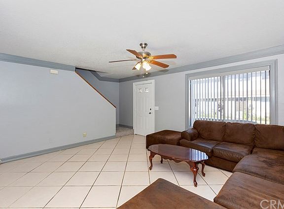 3rd image of 1620 Greencastle Ave APT B