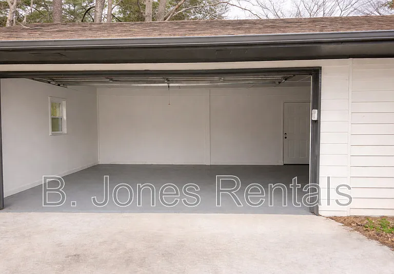 30 Fairfield Dr — Photo 9