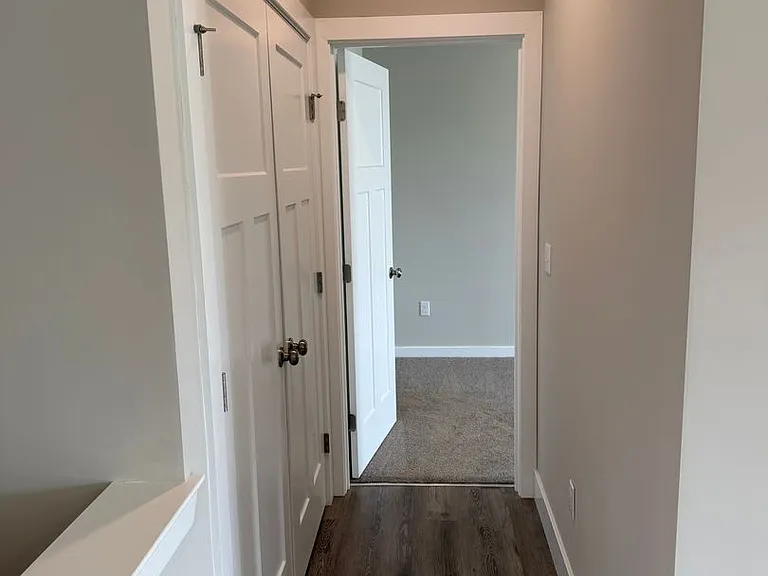520 S Pine St — Photo 11