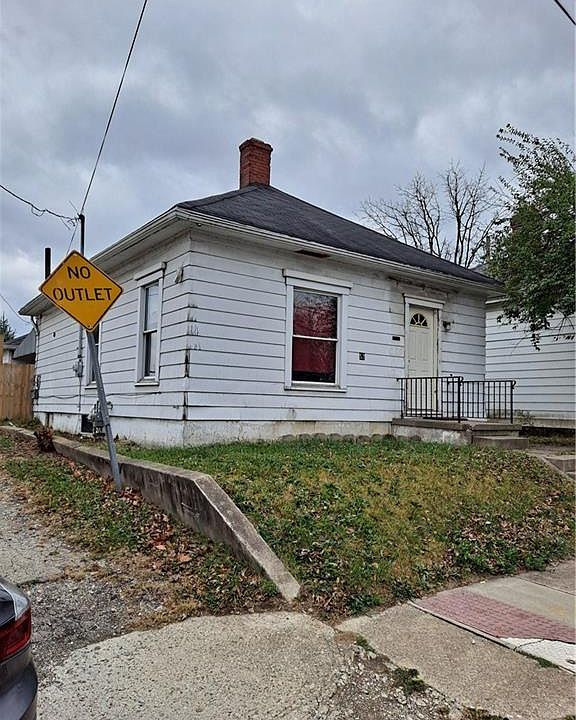 1st image of 52 Brandt St