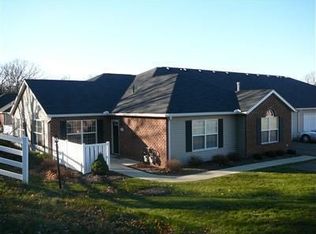 124 Woodbury Glen St #124, Hartville, OH 44632
