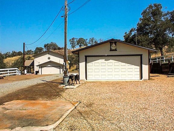4th image of 32860 George Smith Rd