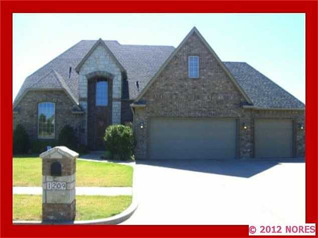 1st image of 1209 Larkspur Dr