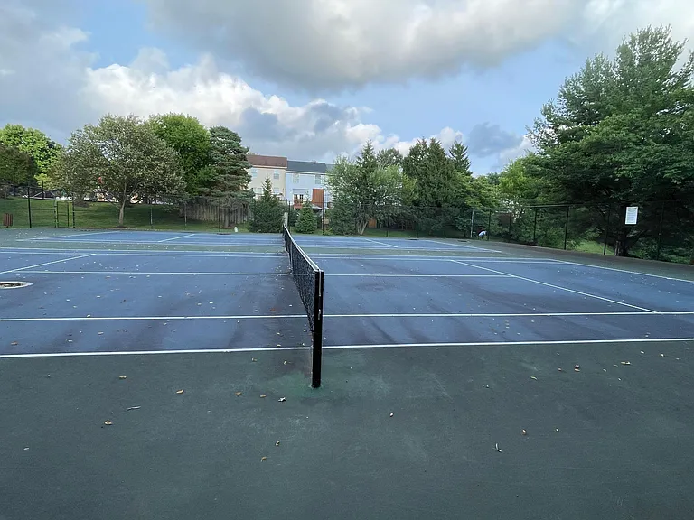 525 Pensacola Dr — Photo 22