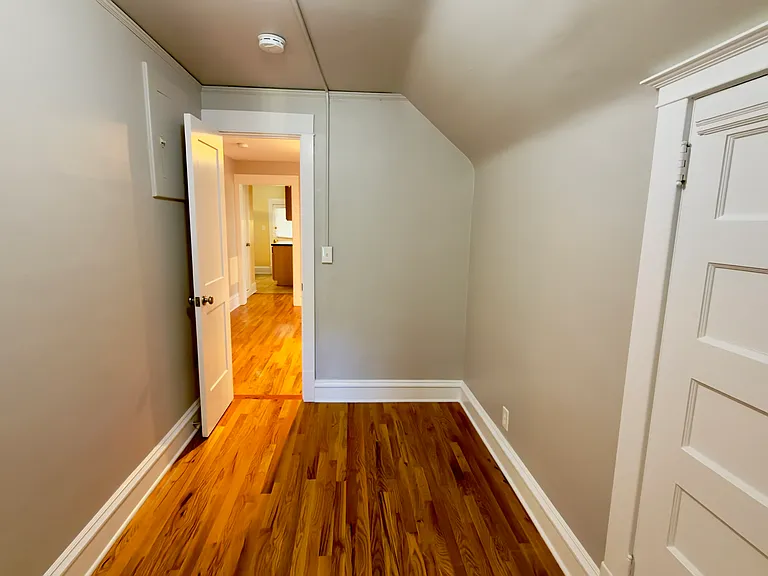 3209 Hennepin Ave S #6 — Photo 8