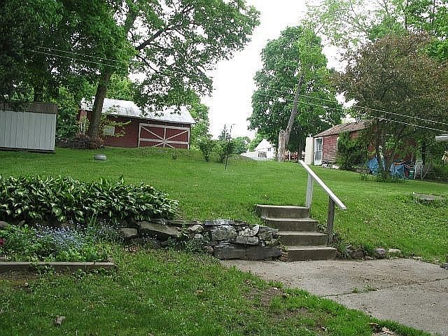 2nd image of 17 Green St