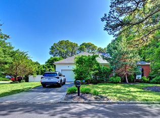 61 Timber Ridge Dr, Coram, NY 11727