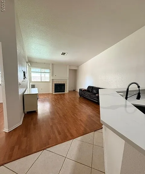 875 Serpentina Ave — Photo 4