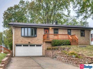 7216 Blue Ridge Dr, Omaha, NE 68147