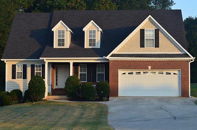 1st image of 148 Richmond Dr