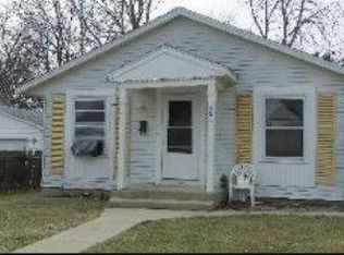 489 Country Club Dr, Kankakee, IL