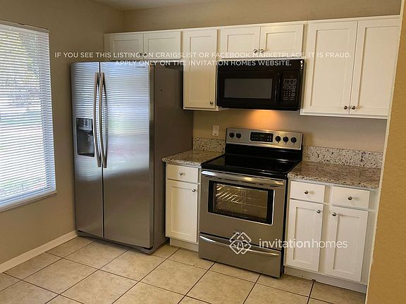 3rd image of 3156 Ginger Cir