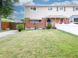 3919 Francis Lewis Blvd, Bayside, NY 11361