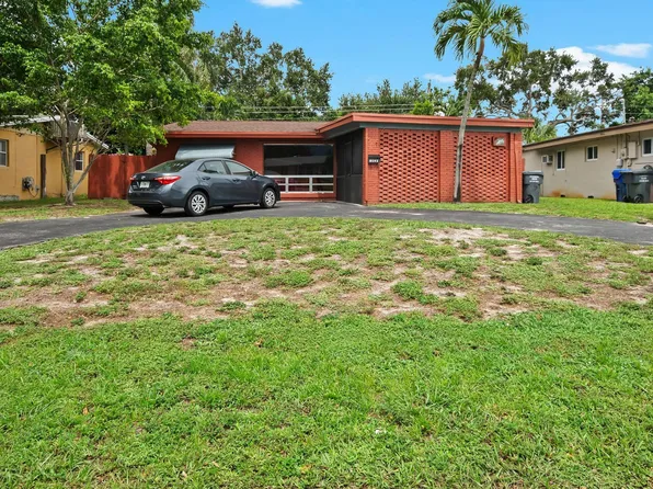 2181 N 56th Terrace, Hollywood, FL 33021