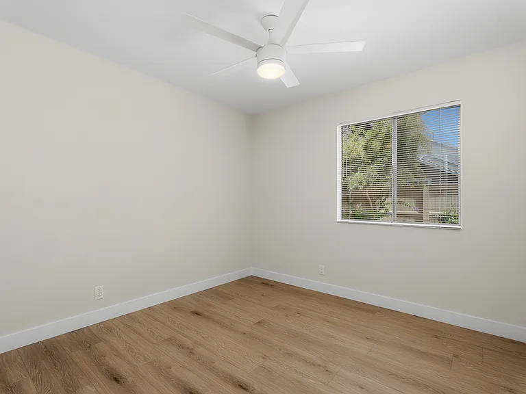 155 Rockwood — Photo 21