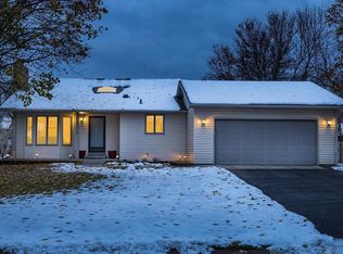 4210 Cottonwood Ln N, Plymouth, MN 55441