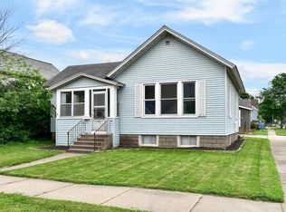 579 4th St, Winona, MN 55987
