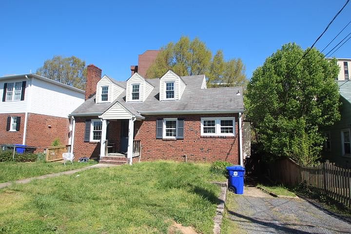 1st image of 867 N Abingdon St