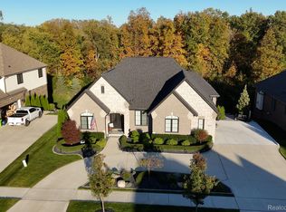 60778 Forest Creek Dr, Washington, MI
