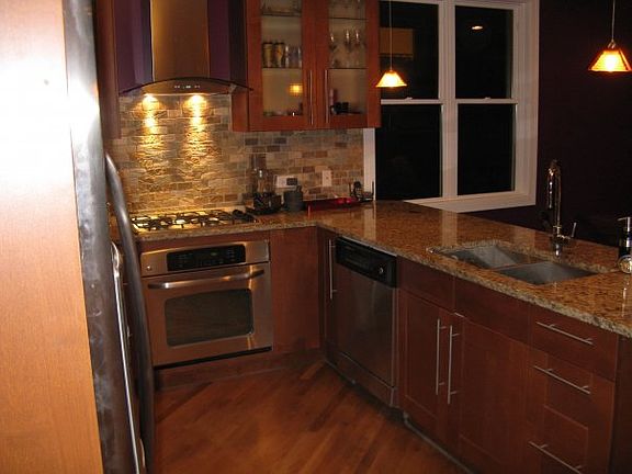 2nd image of 6615 S Kimbark Ave #3