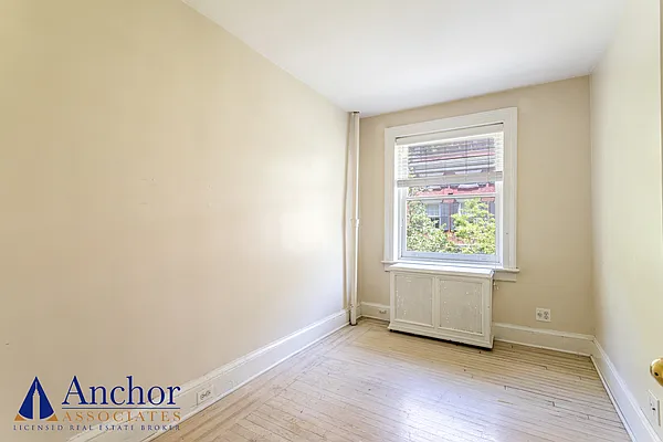 Rented by Anchor Associates | media 23