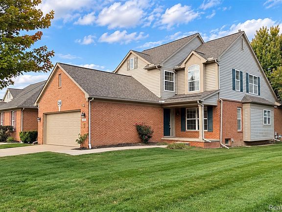 5th image of 521 Cherry Grove Rd #66