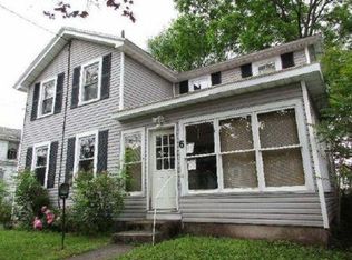 6 North St, Baldwinsville, NY 13027