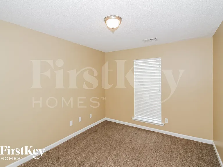 10257 Green Moss Dr N — Photo 12
