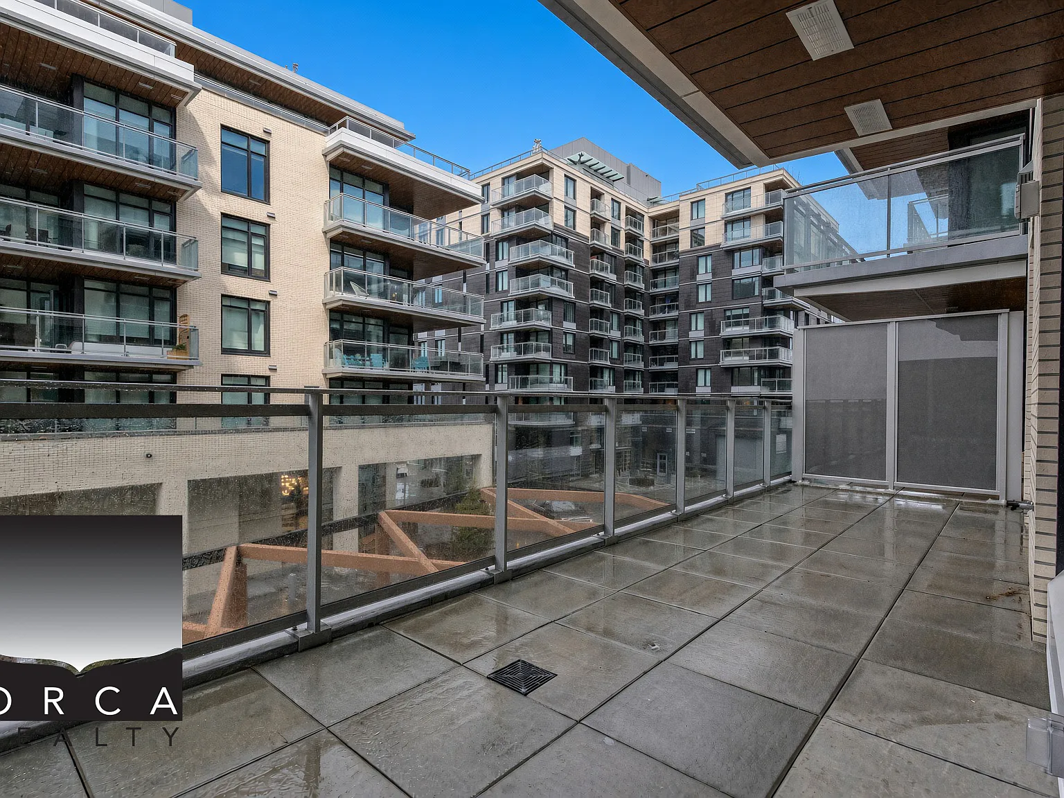 306 Harbour Way, North Vancouver — Photo 2