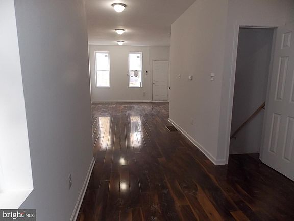 5th image of 2545 N Natrona St