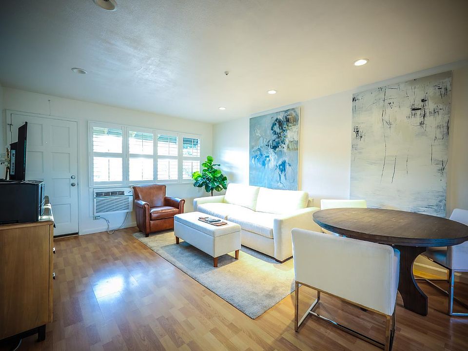 1st image of 426 North Street #14