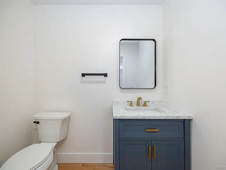 7441 S Broadway — Photo 13