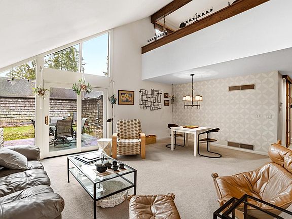 4th image of 78 Woodfield COURT