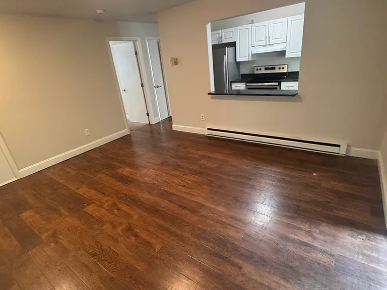 19 Somers St #B8 — Photo 4