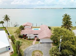 1700 Rio Vista Dr, Fort Pierce, FL 34949