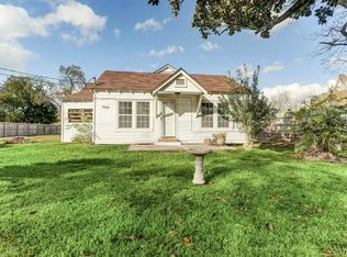 766 W Rittenhouse Rd, Houston, TX 77091