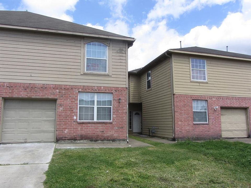1st image of 6406 Waldron Dr #B