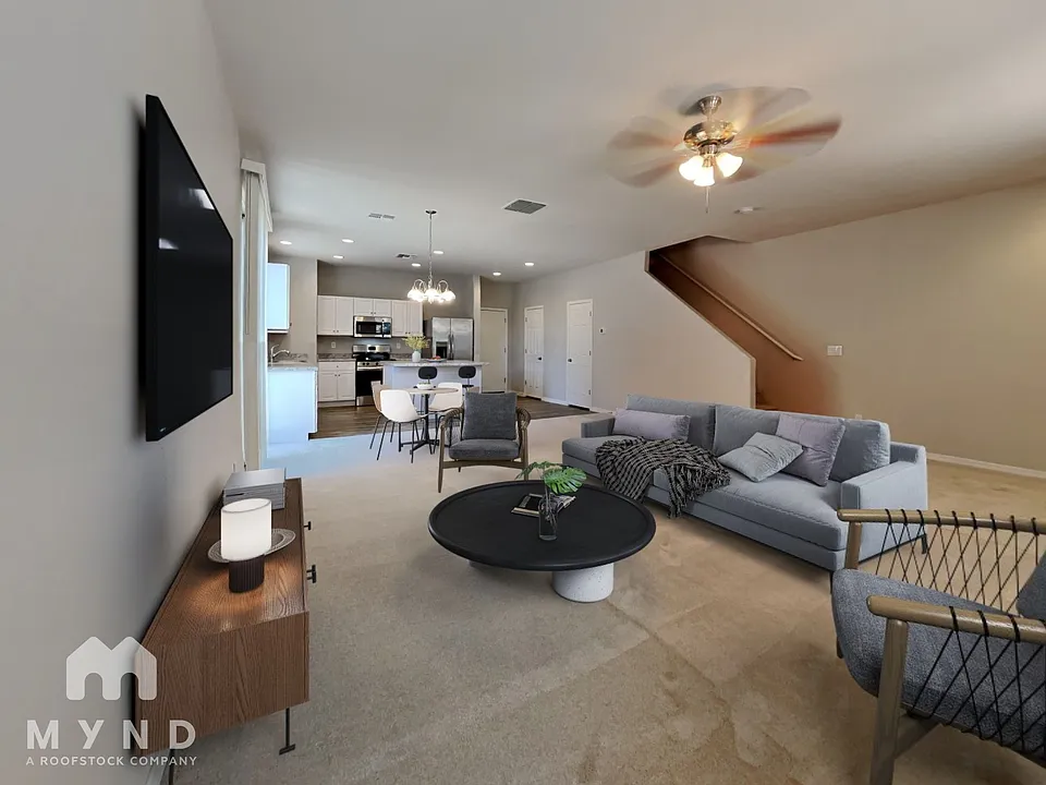 5420 W Albeniz Pl