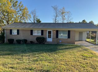 1324 Pressley Dr, Lincolnton, NC 28092