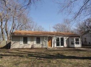 15309 White Ave, Grandview, MO 64030