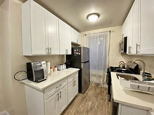 Rented by MySpaceNYC | media 13